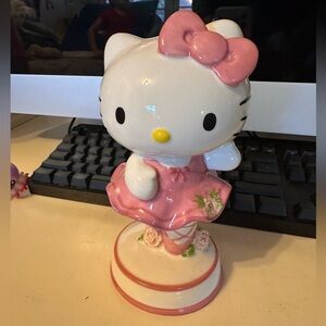 Hello kitty ceramic dancing ballerina